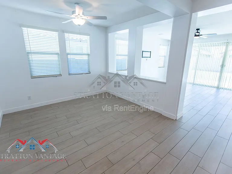 15075 W McKinley St — Photo 11