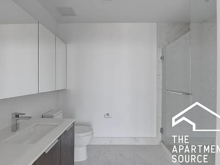 204 Hl 2bed 2BATH — Photo 6