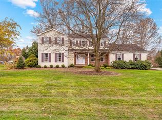 2330 Cypress Point Dr, Hudson, OH