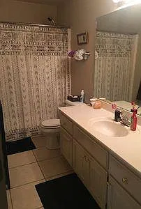 10001 Stillman Dr — Photo 3