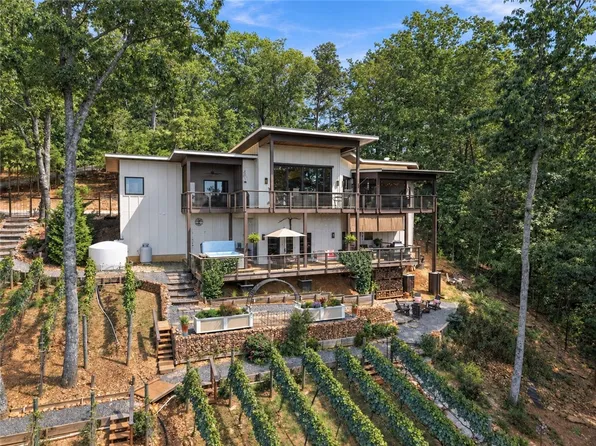 1133 Altamont Rd, Greenville, SC 29609