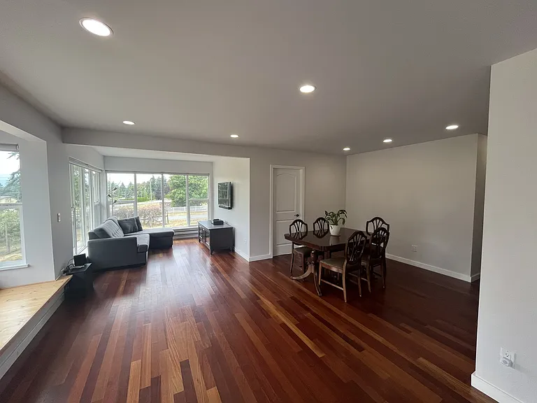 19506 3a Ave — Photo 6