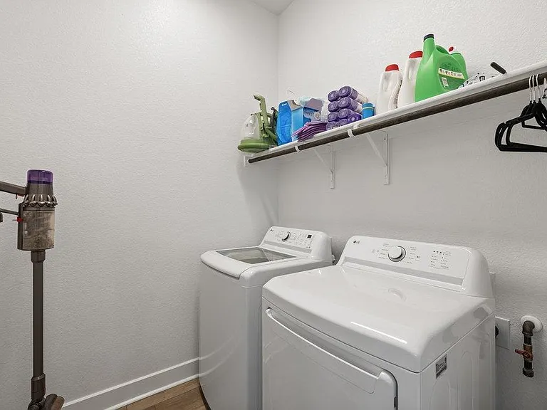 8408 Grenadier Dr — Photo 19