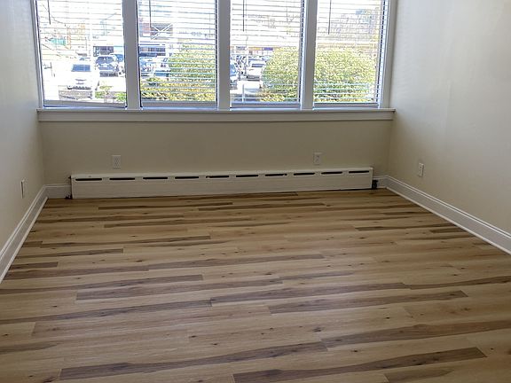 4th image of 1 S Valley Rd APT 201