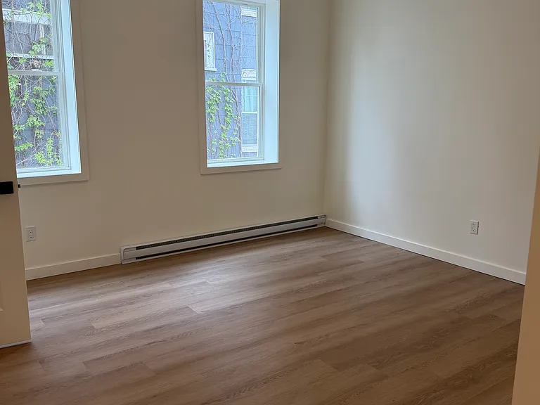 46 N Hamilton St #4 — Photo 6
