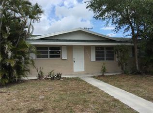 2737 W End Rd, West Palm Beach, FL 33406