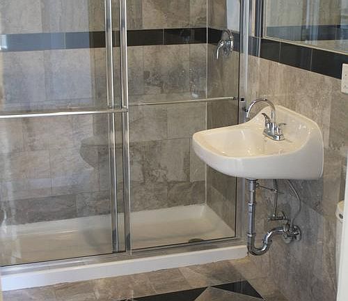 4th image of 2928 41st Ave APT 1002