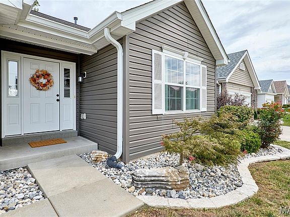 4th image of 526 Brookside Forest Ct