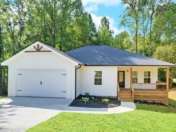 16 Brekshire Dr, Cleveland, GA 30528