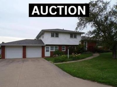 620 Grant St, Platteville, WI, 53818