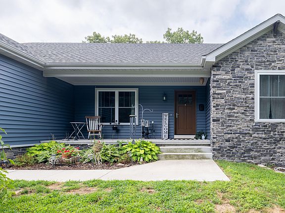 4th image of 6795 S Whispering Woods Dr