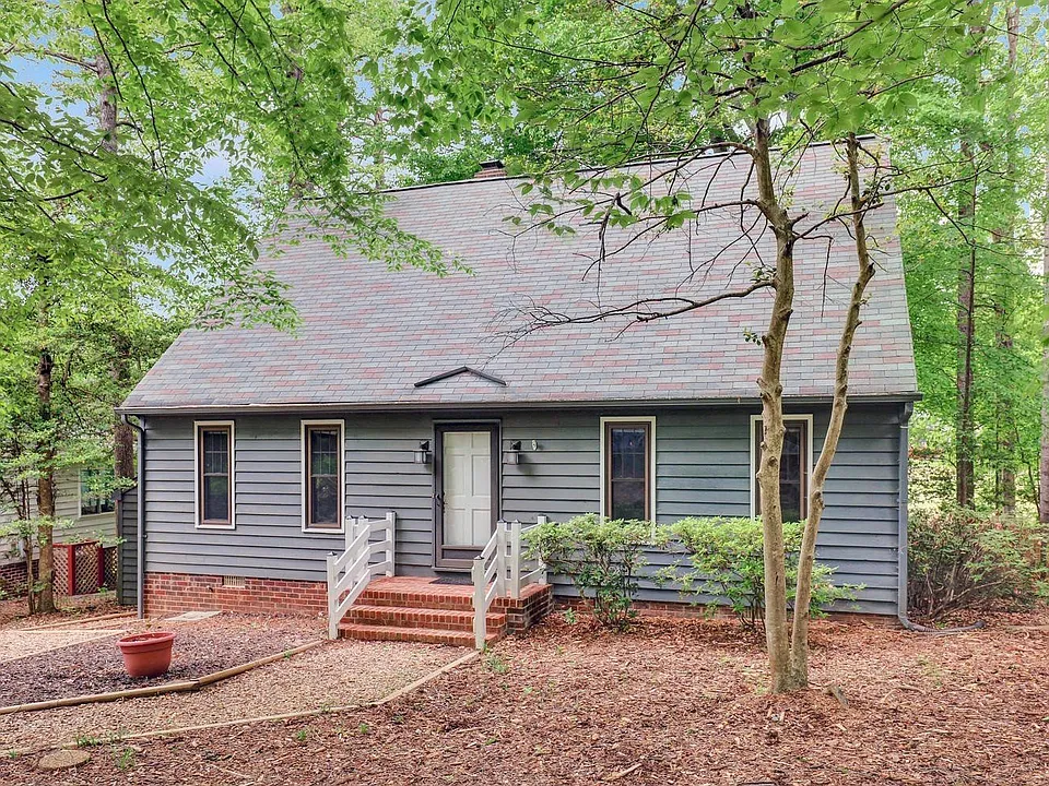 4500 Heritage Woods Ln
