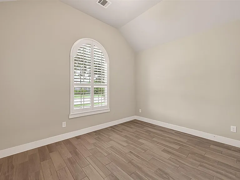 2619 Lilac Point Ln — Photo 31