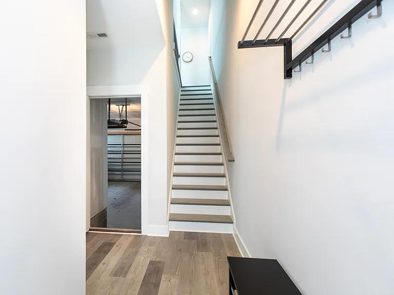 2245 Electric Ln — Photo 10