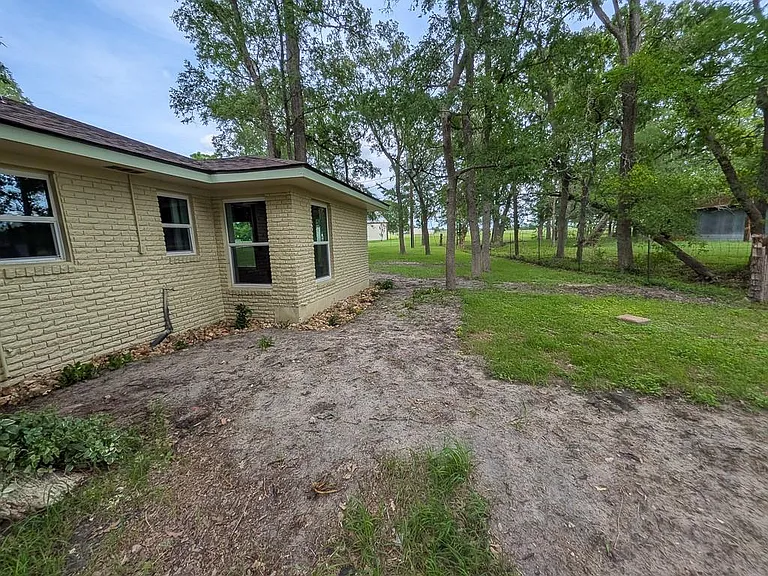 1139 County Road 403 — Photo 25