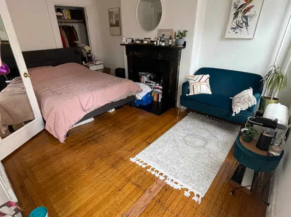 58 S Russell St APT 3, Boston, MA 02114