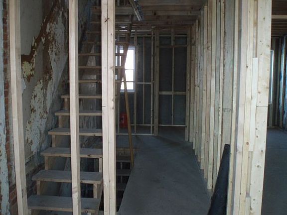 4th image of 1241 E Chelten Ave
