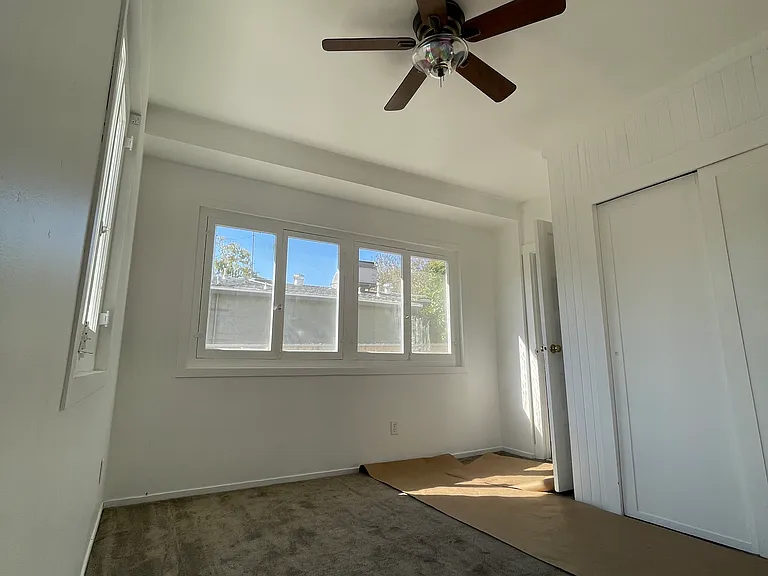 940 E Arrow Hwy — Photo 21