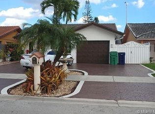 5861 SW 147th Ct, Miami, FL 33193