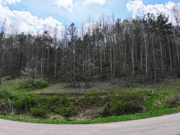 14 Judd Rd, Booneville, KY 41314