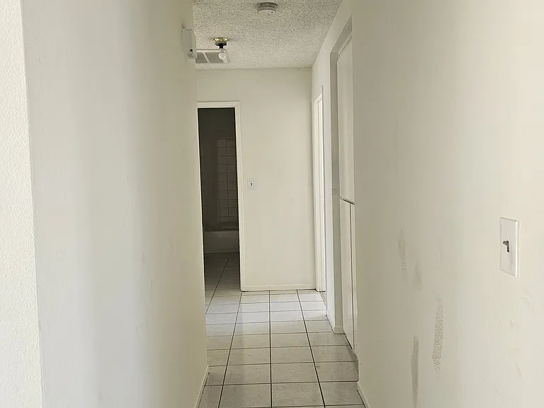 4703 Clara St #G — Photo 5