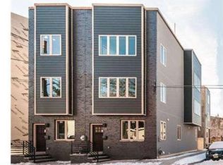 1036 Earl St, Philadelphia, PA 19125