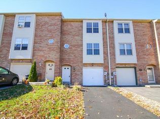 256 Ridgeview Dr, Alburtis, PA 18011