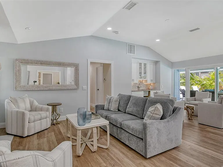4852 Featherbed Ln — Photo 14