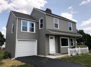 537 S Mercer Ave, Hermitage, PA 16148