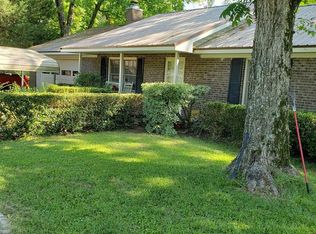 637 Radio Station Rd, Alma, GA 31510