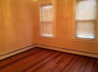 21 Center St, Clifton, NJ