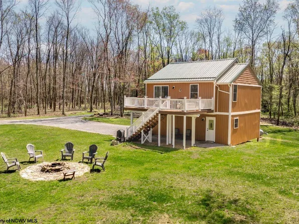 1263 Moccasin Rocks Rd, Bruceton Mills, WV 26525