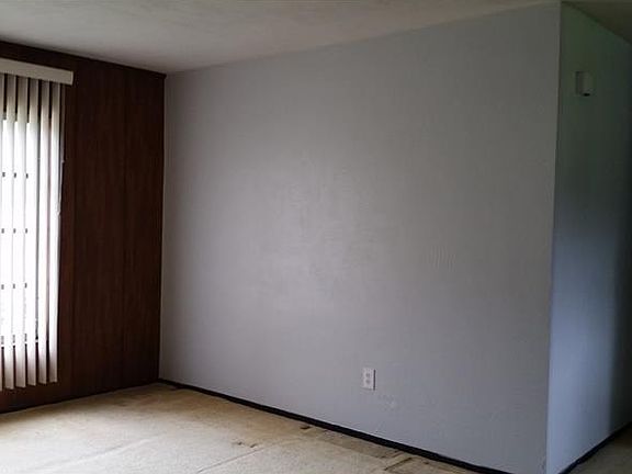 5th image of 1546 70th Ave N