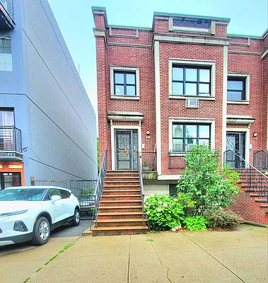 Rented by Doorway NYC, LLC | media 14