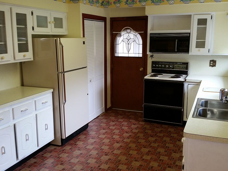 1st image of 8050 Casa Mia Dr