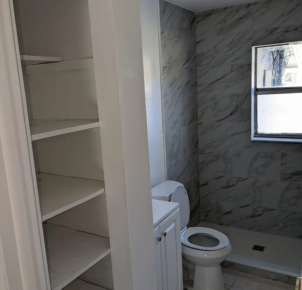 15515 Verona Ave — Photo 2