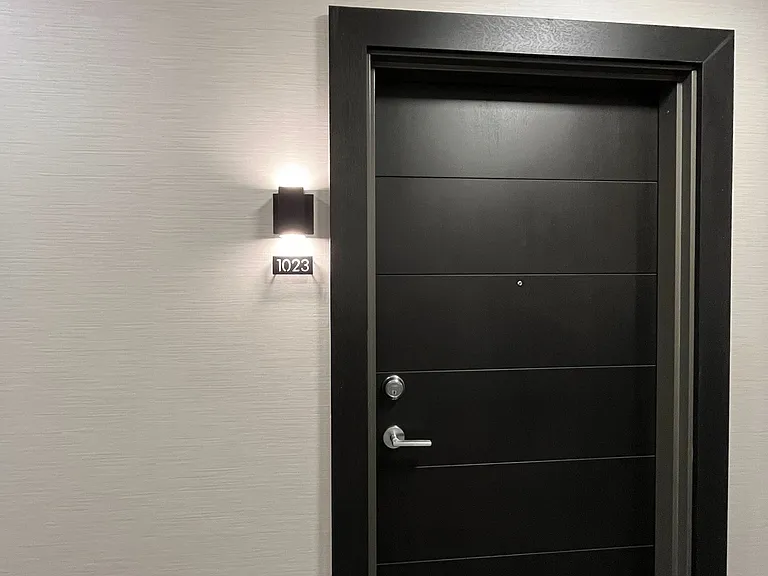 212 King William St #1023 — Photo 3