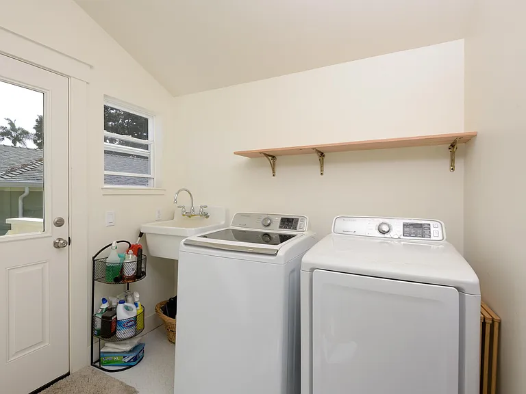 Shared laundry room with Unit A