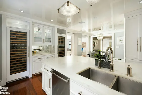 Kitchen, photo 2