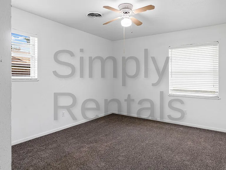 3500 Nashville Ave — Photo 25