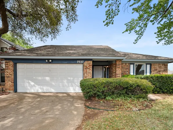 7537 Down Hill Dr, Fort Worth, TX 76120