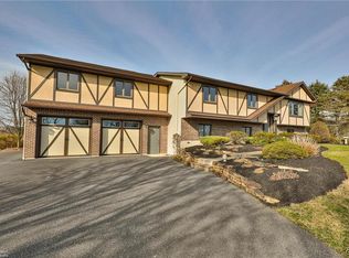 667 Bower Rd, Nazareth, PA 18064