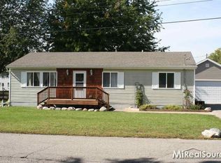106 North Ave, Algonac, MI 48001