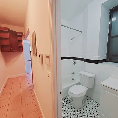 Rented by New York Residence | media 10