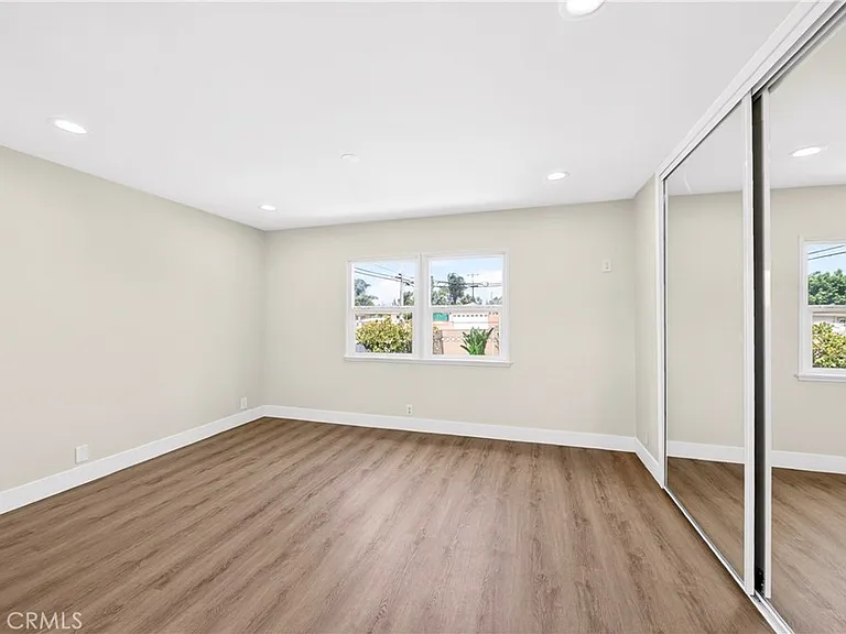 639 N Nora Ave — Photo 30