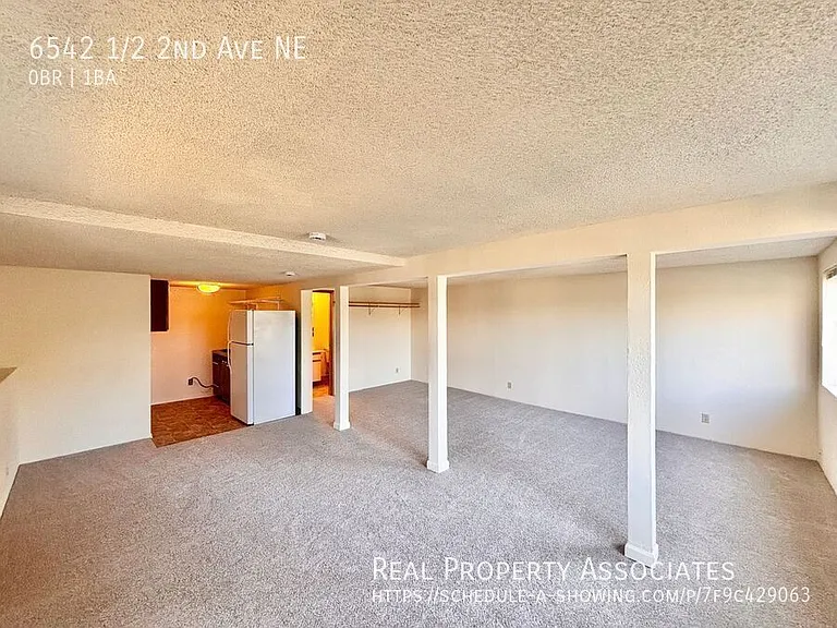6542 1/2 2nd Ave NE — Photo 3