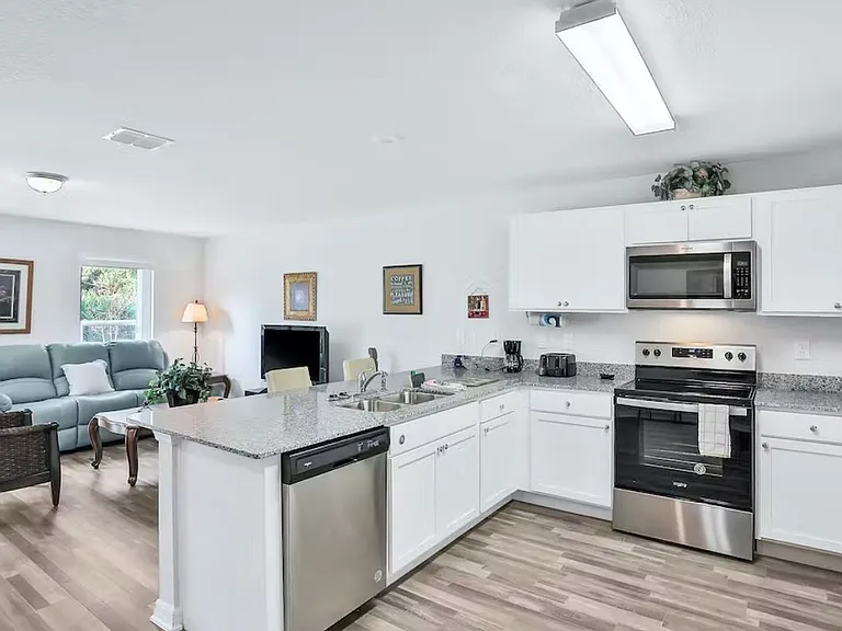 19 Bracken Ln — Photo 8