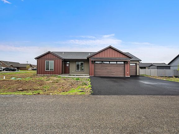2nd image of 3814 Lovegrass Ln