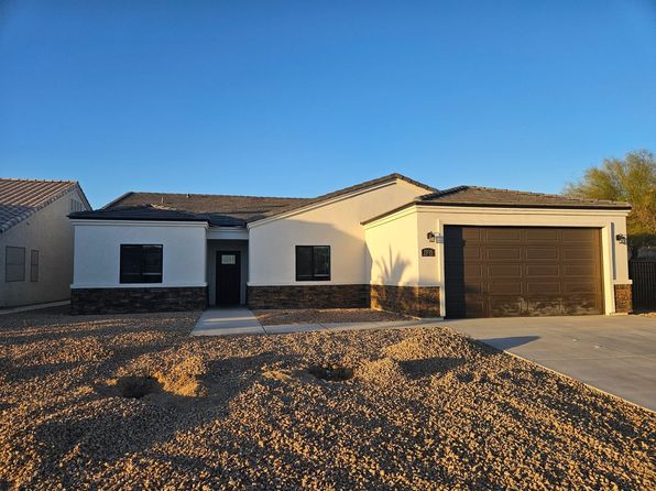 1936 E Desert Greens Ln