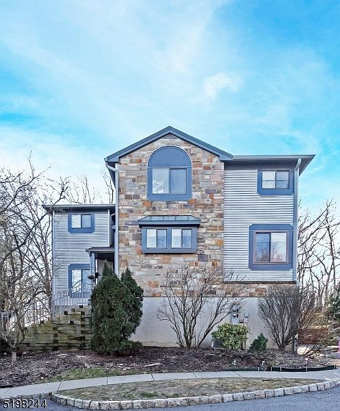 1st image of 78 Overlook Dr #78